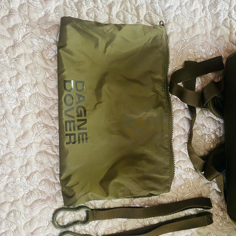 Gently used-basically like new, all parts are included